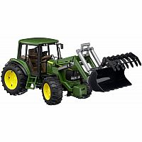 John Deere 6920 with Frontloader