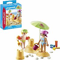 Special Plus: Kids with Sand Castle 