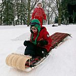 Frontier 6 foot toboggan with pad