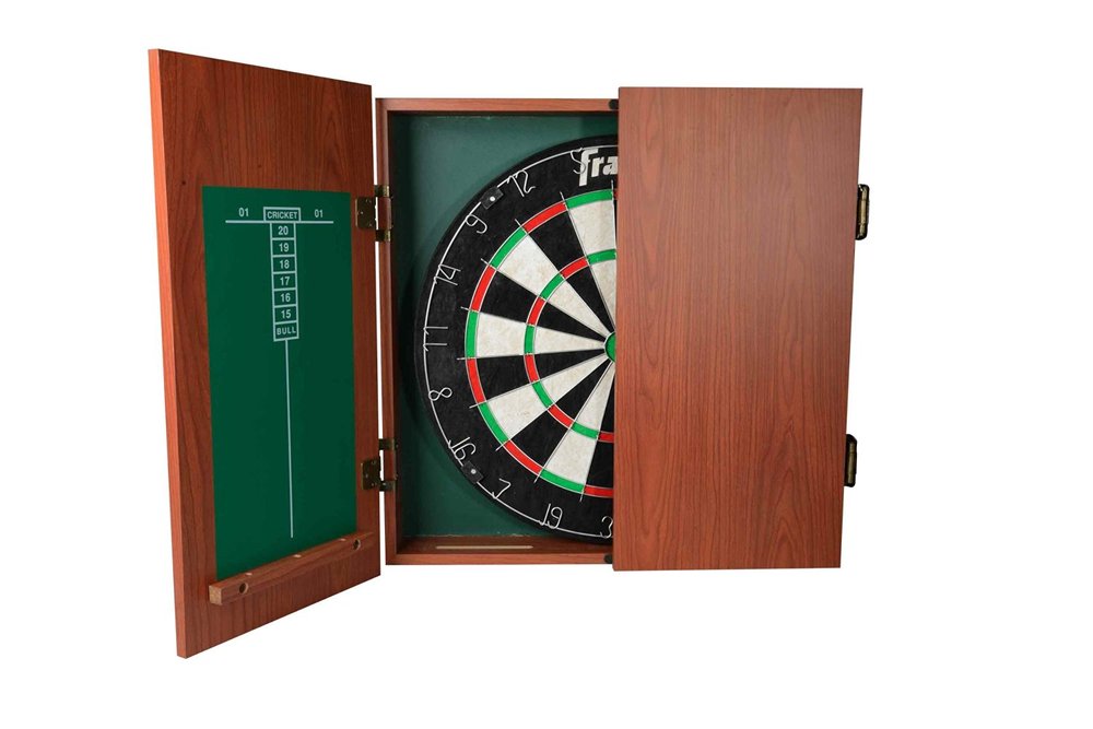 Pro Strike Bristle Dartboard with Toy Sense