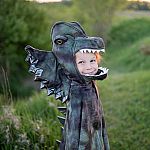 Grandasaurus Dilophosaurus Dinosaur Cape with Claws  - Size 4-6