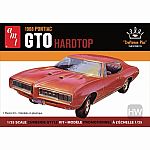 1968 Pontiac GTO Hardtop 1:25 Scale Model Kit