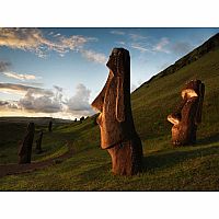Rapa Nui - Easter Island - New York Puzzle Company