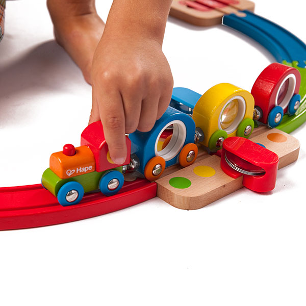 hape musical train