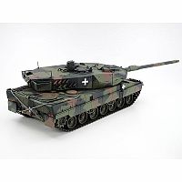 Leopard 2 A6 Tank Ukraine 1:35 Scale Model Kit  