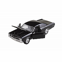 1:25 Scale Die Cast 1966 Pontiac GTO.