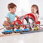 Grand City Station Train Set