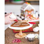 Gingerbread House 5-Piece Baking Set 