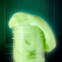 Ooze Labs 5: Glow-In-The-Dark Slime   
