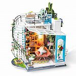 Dora's Loft - DIY Miniature House