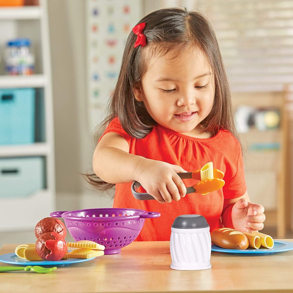Learning resources new sprouts classroom play food set store