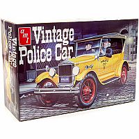 1:25 Scale Vintage Police Car - Model Kit  